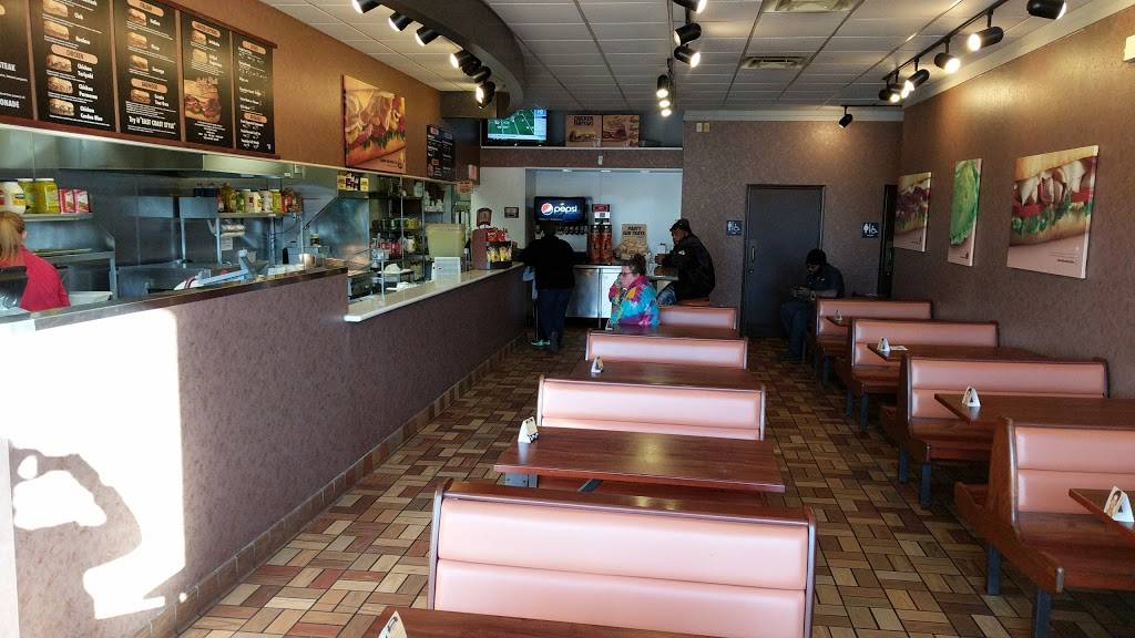 Penn Station East Coast Subs | meal takeaway | 5776 Cheviot Rd, Cincinnati, OH 45247, USA | 5133857306 OR +1 513-385-7306