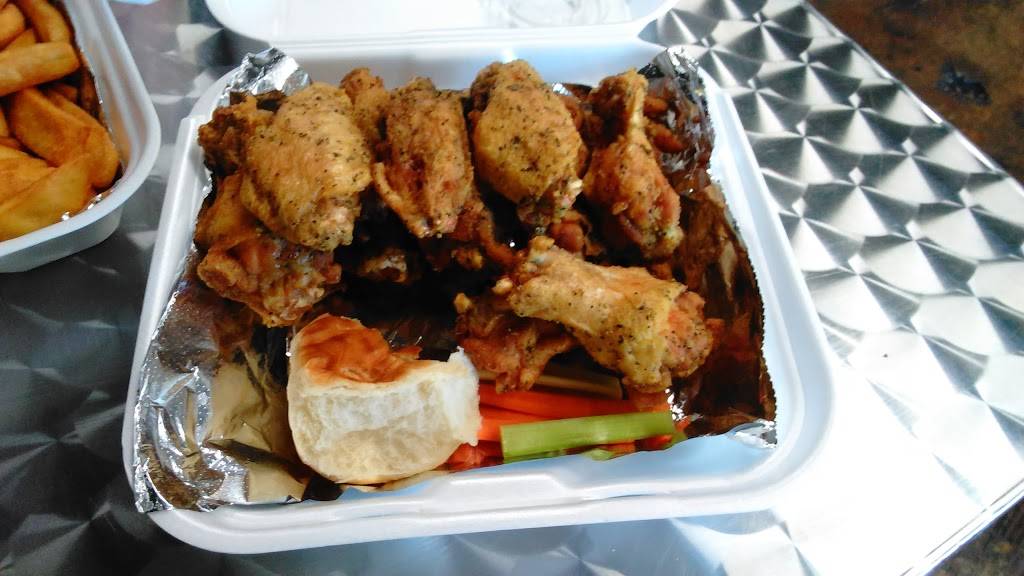 Kingz Of Wingz | restaurant | 4860 Bethel Rd e, Olive Branch, MS 38654, USA | 6628901129 OR +1 662-890-1129