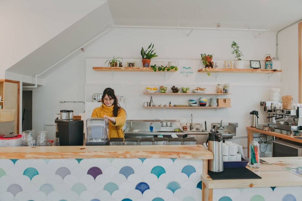 Best Friend Juice Bar & Cafe | restaurant | 2832 SE Gladstone St, Portland, OR 97202, USA | 5032083441 OR +1 503-208-3441