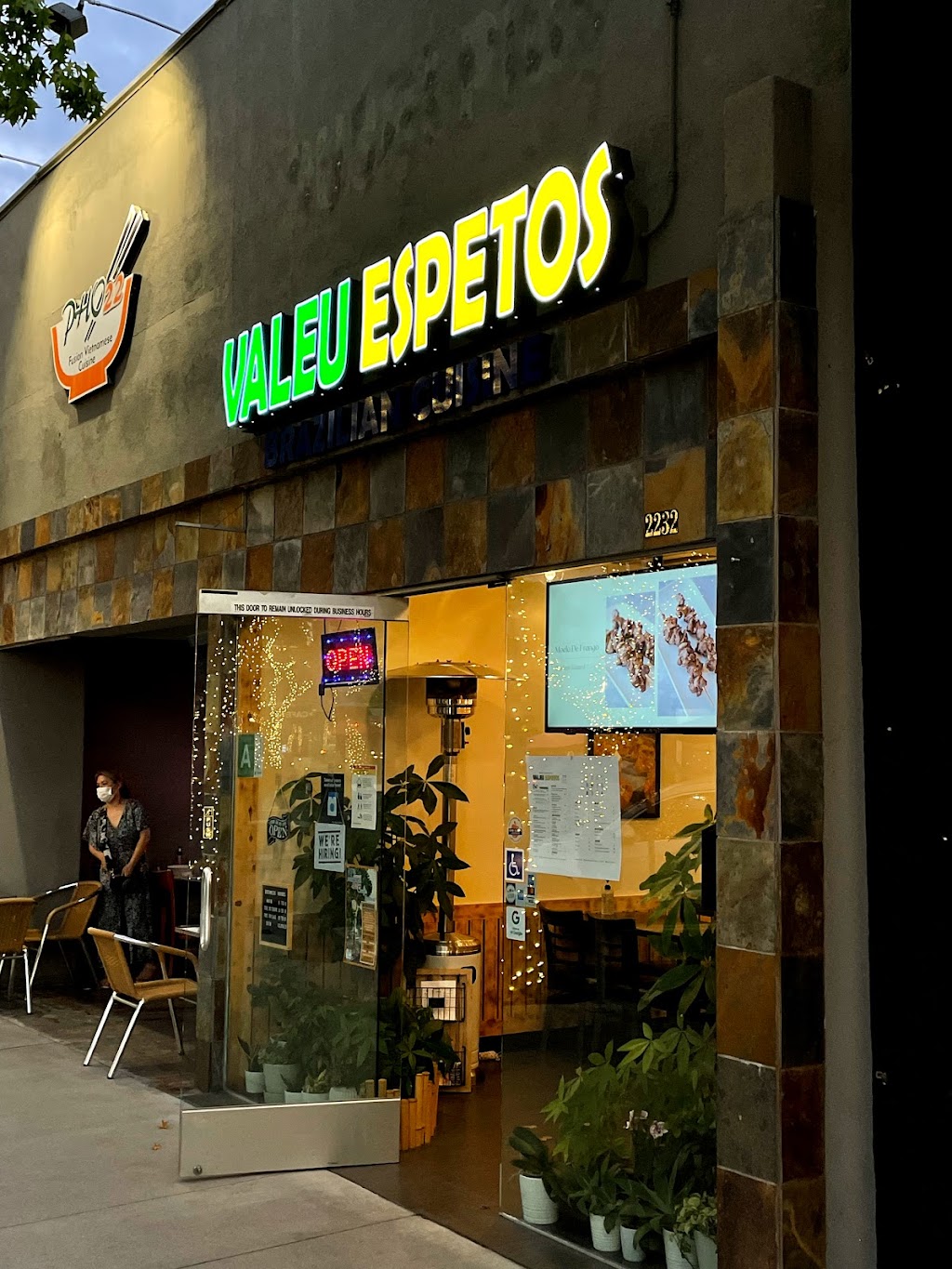 Valeu Espetos | restaurant | 2232 Honolulu Ave, Montrose, CA 91020, USA | 8183697277 OR +1 818-369-7277