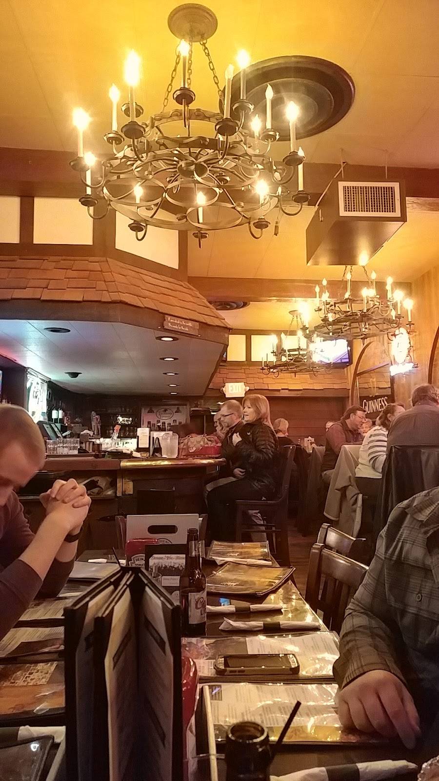 Trotters Tavern | restaurant | 119 N Main St, Bowling Green, OH 43402, USA | 4193525895 OR +1 419-352-5895