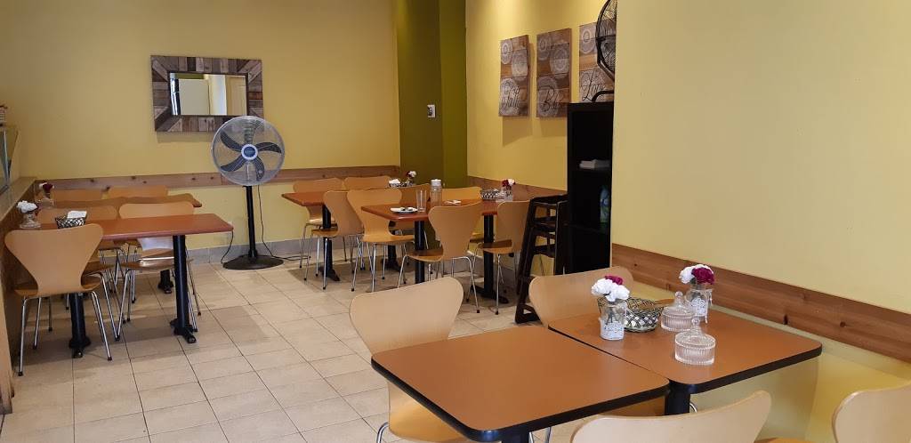 Chowk Bazaar Burger & Pizza | restaurant | 3208 Danforth Ave, Scarborough, ON M1L 1C1, Canada | 4166990009 OR +1 416-699-0009