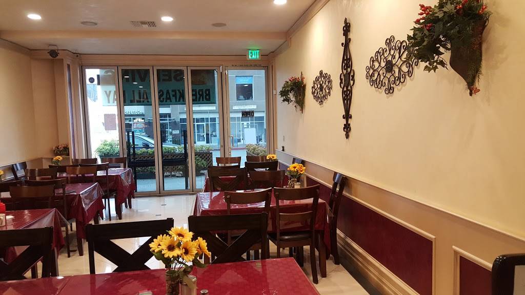 De•Luxe lounge cafe | restaurant | 1717 E Washington Blvd, Pasadena, CA 91104, USA | 6267659730 OR +1 626-765-9730