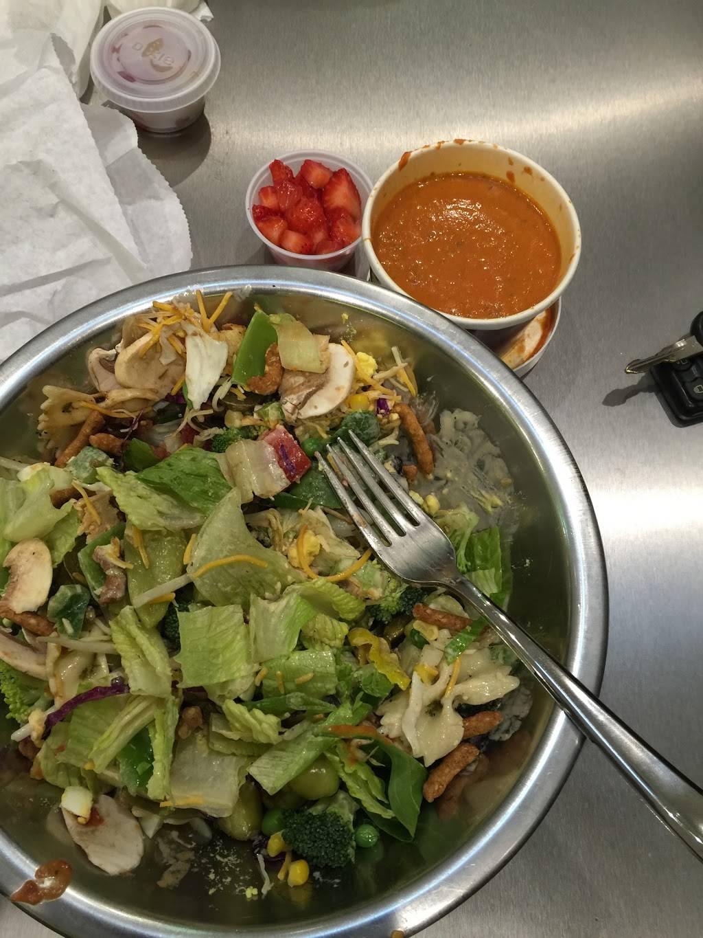 Salata | restaurant | 2810 Business Center Dr suite 120, Pearland, TX 77584, USA | 2814164112 OR +1 281-416-4112