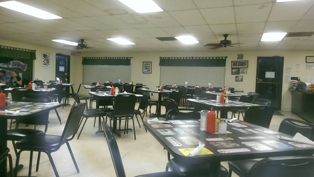 Lindigs Restaurant | restaurant | 14887 E Highway #290, Stonewall, TX 78671, USA | 8306442749 OR +1 830-644-2749