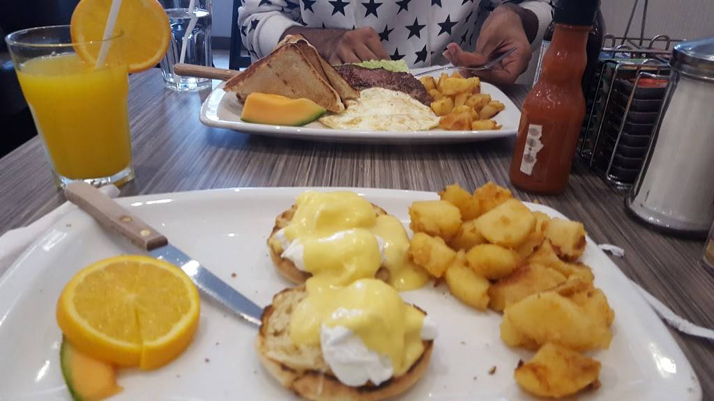 Eggsmart | restaurant | 224 Ritson Rd N unit c2.1, Oshawa, ON L1G 1Z7, Canada | 9054042111 OR +1 905-404-2111