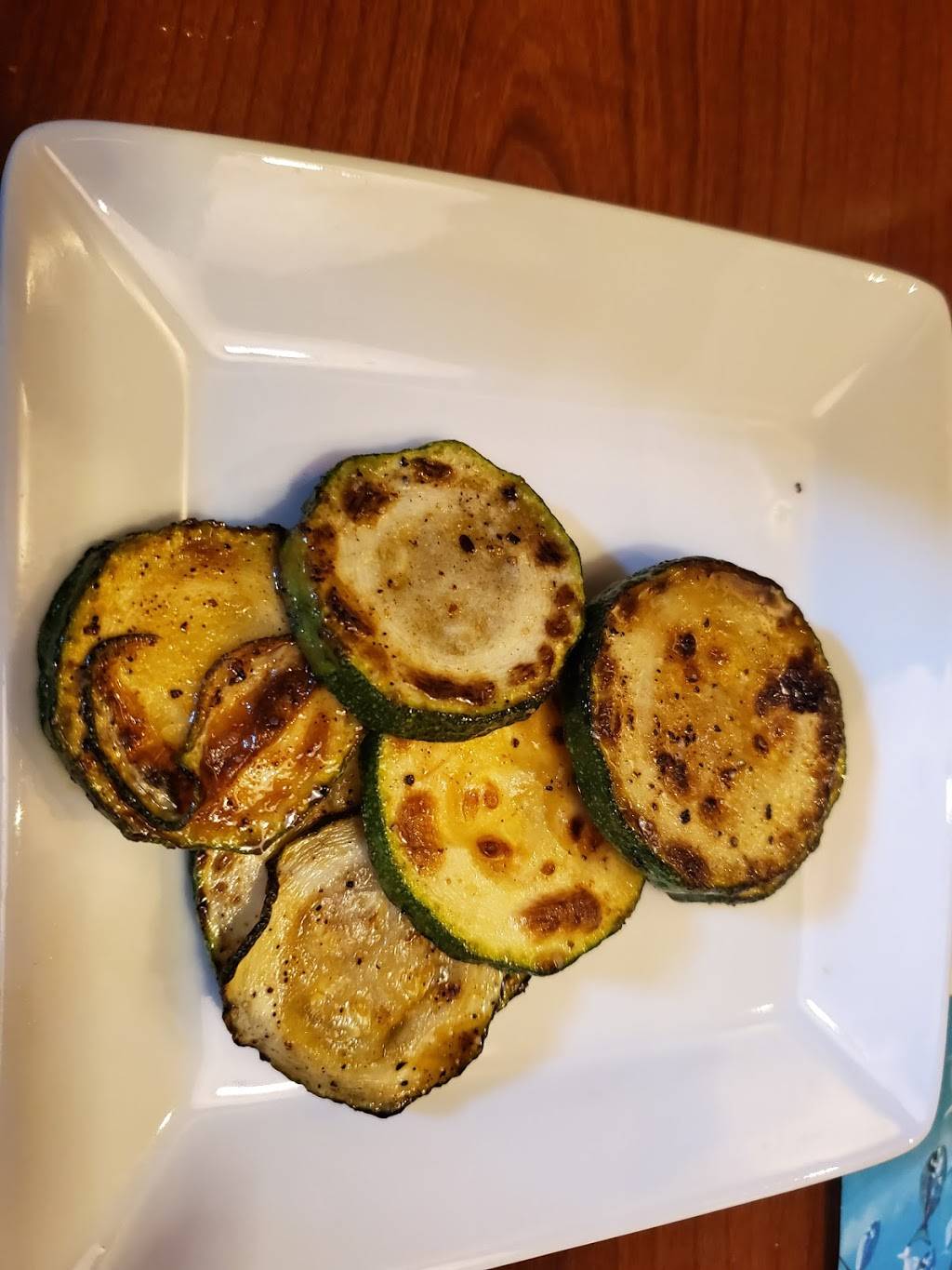 Ruby Tuesday | restaurant | 604 N Bluff Rd, Collinsville, IL 62234, USA | 6183459148 OR +1 618-345-9148