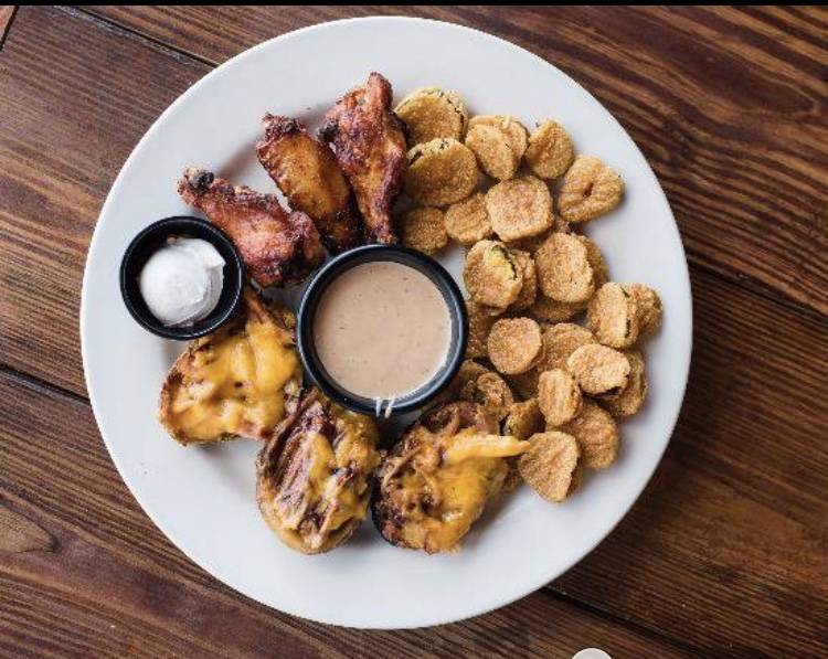 Sticky Fingers Ribhouse- BBQ Charleston | meal takeaway | 341 Johnnie Dodds Blvd, Mt Pleasant, SC 29464, USA | 8438567427 OR +1 843-856-7427