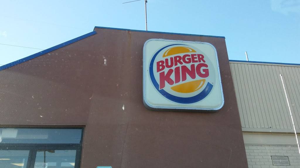 Burger King | restaurant | 5231 N Brady St, Davenport, IA 52806, USA | 5634241582 OR +1 563-424-1582