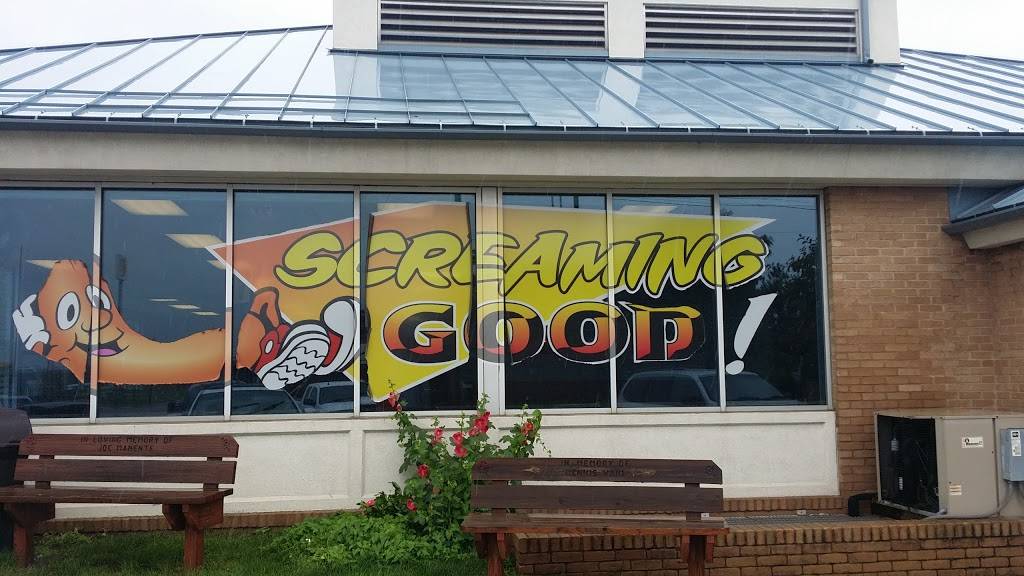 Jib Jab Hot Dog Shoppe | restaurant | 313 S State St, Girard, OH 44420, USA | 3305451129 OR +1 330-545-1129