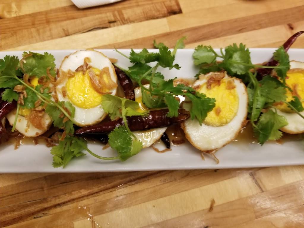 Manaow Thai | restaurant | 3618 E Broadway, Long Beach, CA 90803, USA | 5624332574 OR +1 562-433-2574