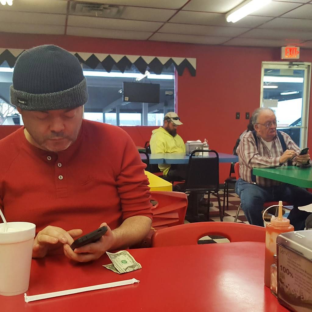 Burger Supreme Drive-Inn | restaurant | 1208 E Carl Albert Pkwy, McAlester, OK 74501, USA | 9184233022 OR +1 918-423-3022