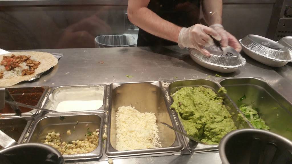 Chipotle Mexican Grill | restaurant | 790 Arlington Ridge Unit 209, Akron, OH 44312, USA | 3306444069 OR +1 330-644-4069