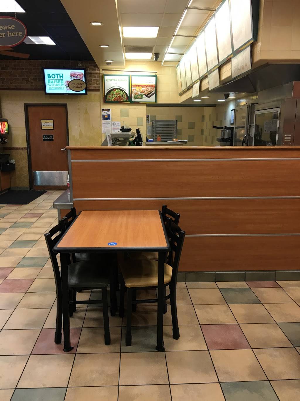 Subway | restaurant | 44764 Valley Central Way, Lancaster, CA 93536, USA | 6617233770 OR +1 661-723-3770