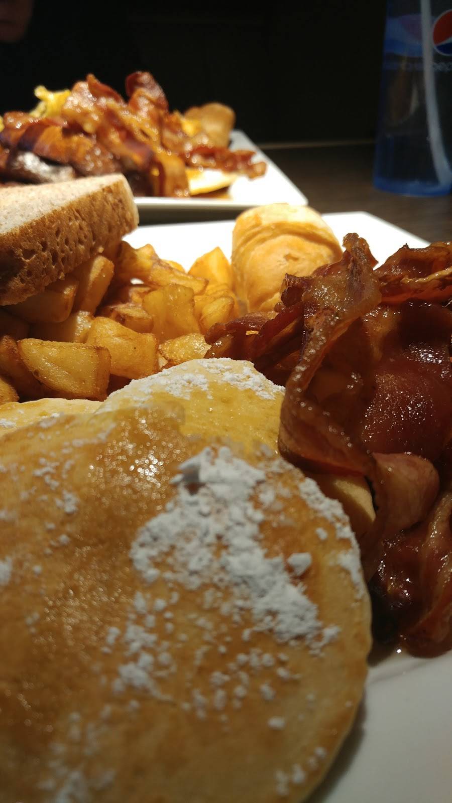 Dinos Grillhouse | restaurant | 15 King St W, Ingersoll, ON N5C 2J2, Canada | 5194250937 OR +1 519-425-0937