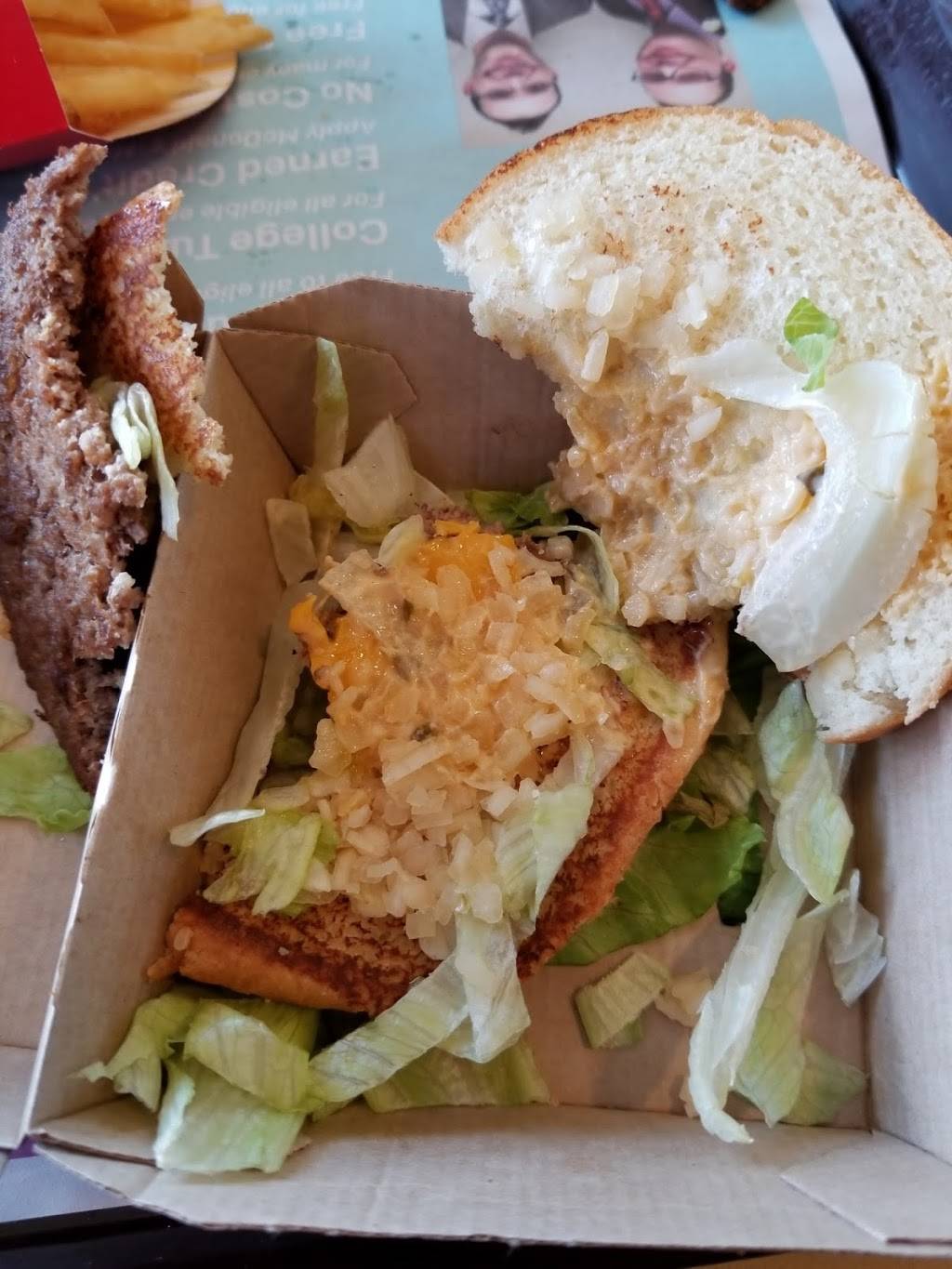 McDonalds | cafe | 18881 Laporte Rd, New Buffalo, MI 49117, USA | 2694691924 OR +1 269-469-1924