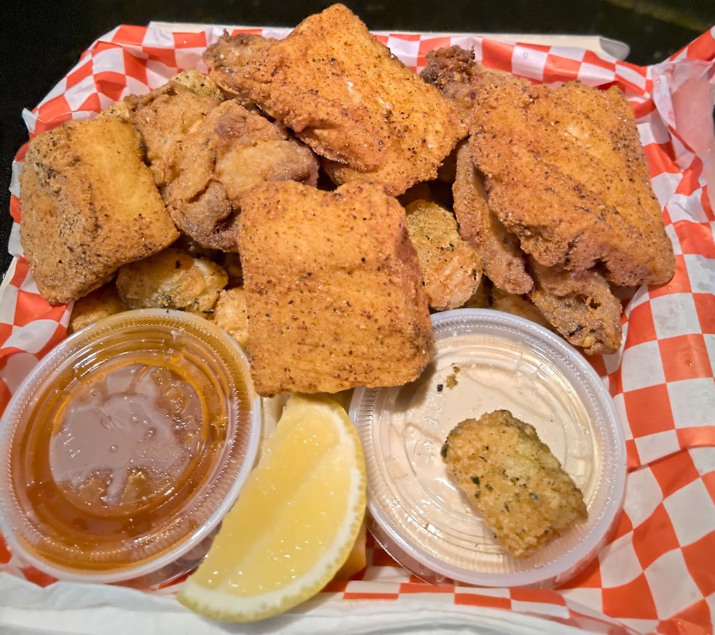 The Fried Spot | restaurant | 17180 SE McLoughlin Blvd, Milwaukie, OR 97267, USA | 9712049260 OR +1 971-204-9260