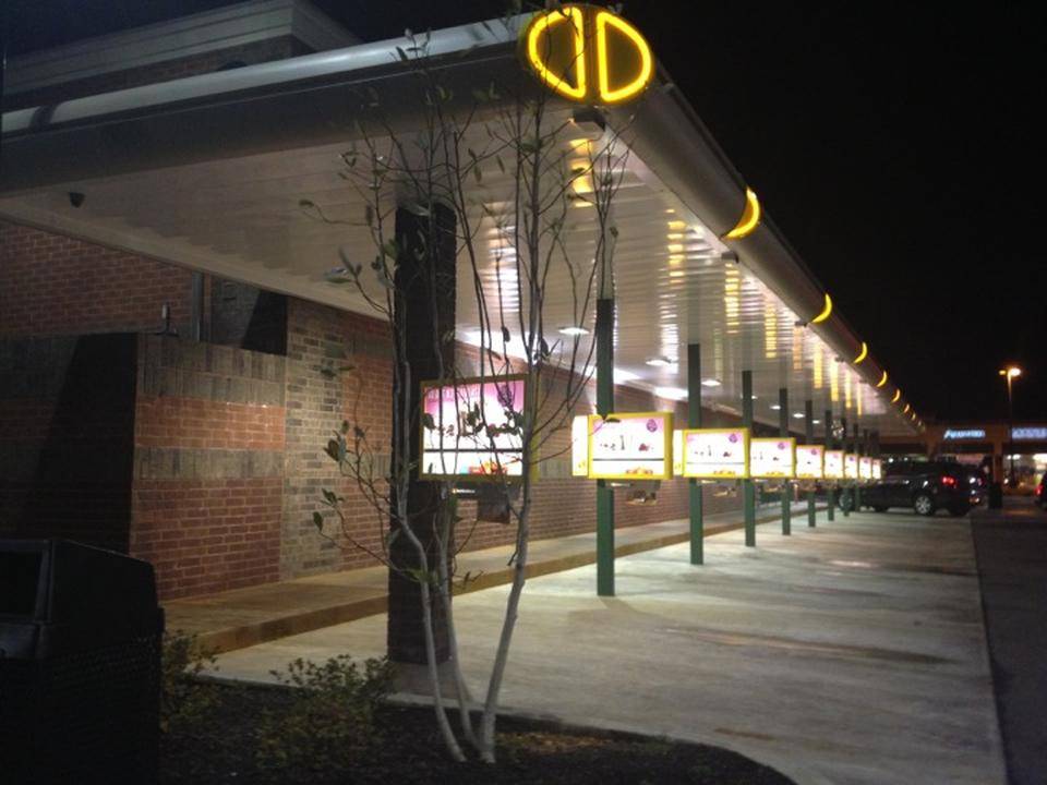 Sonic Drive-In | restaurant | 6101 Airline Rd, Arlington, TN 38002, USA | 9018679463 OR +1 901-867-9463