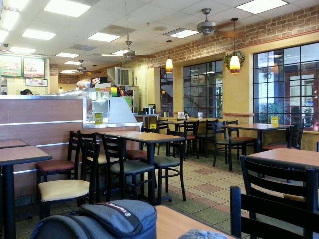 Subway | meal takeaway | 1641 Mission Dr Suite 102, Solvang, CA 93463, USA | 8056887650 OR +1 805-688-7650