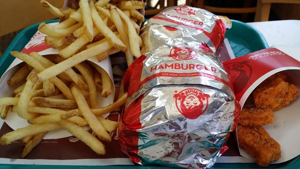 Wendys | restaurant | 14303 Bear Valley Rd, Victorville, CA 92392, USA | 7609567973 OR +1 760-956-7973