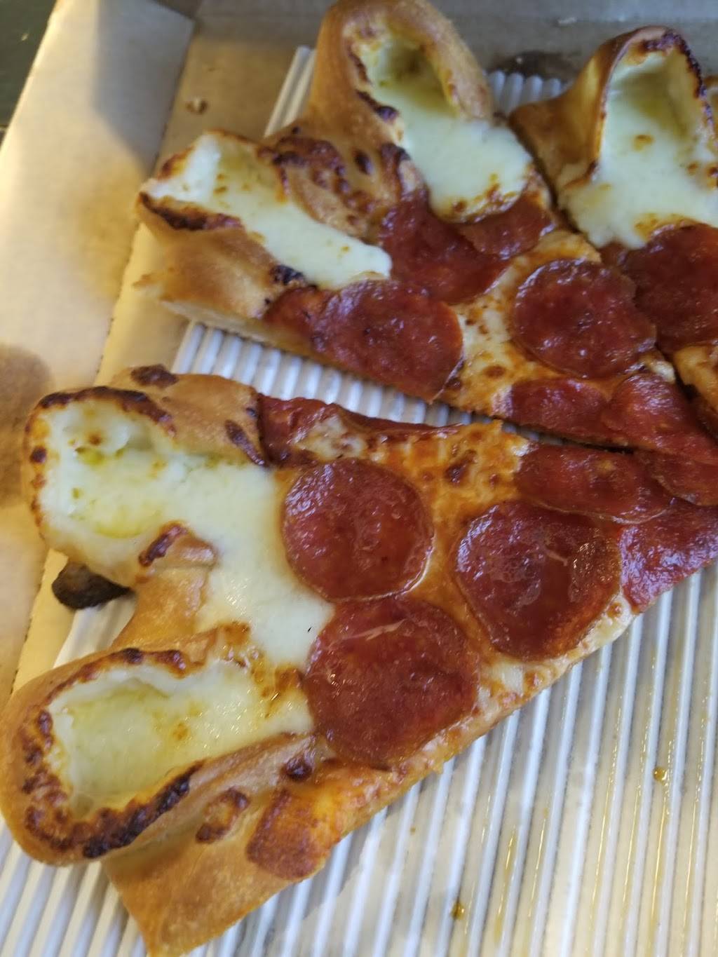 Pizza Hut | meal takeaway | 6300 White Ln Ste O, Bakersfield, CA 93309, USA | 6618336800 OR +1 661-833-6800