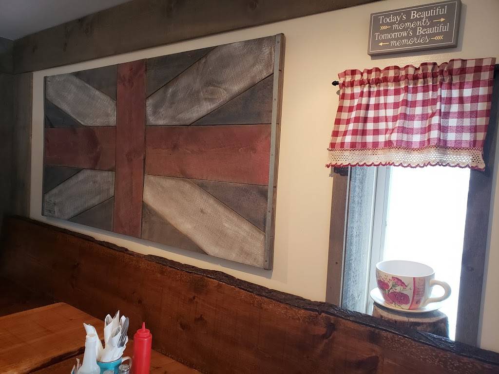 Watsons Bistro | restaurant | 1691 hwy 2 east, Kingston, ON K7L 4V1, Canada | 6135319555 OR +1 613-531-9555