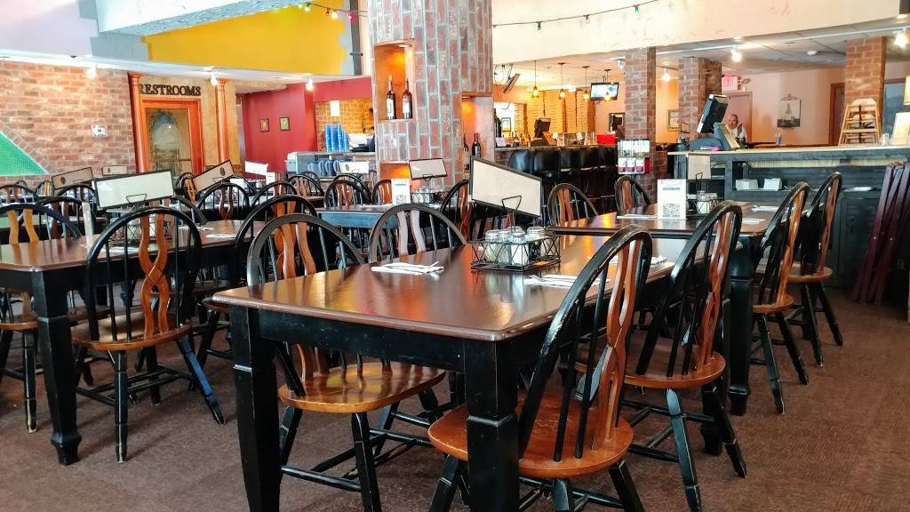 Benitos Brick Oven Pizza Pasta | restaurant | 1598 Hwy 17 S, North Myrtle Beach, SC 29582, USA | 8432721414 OR +1 843-272-1414