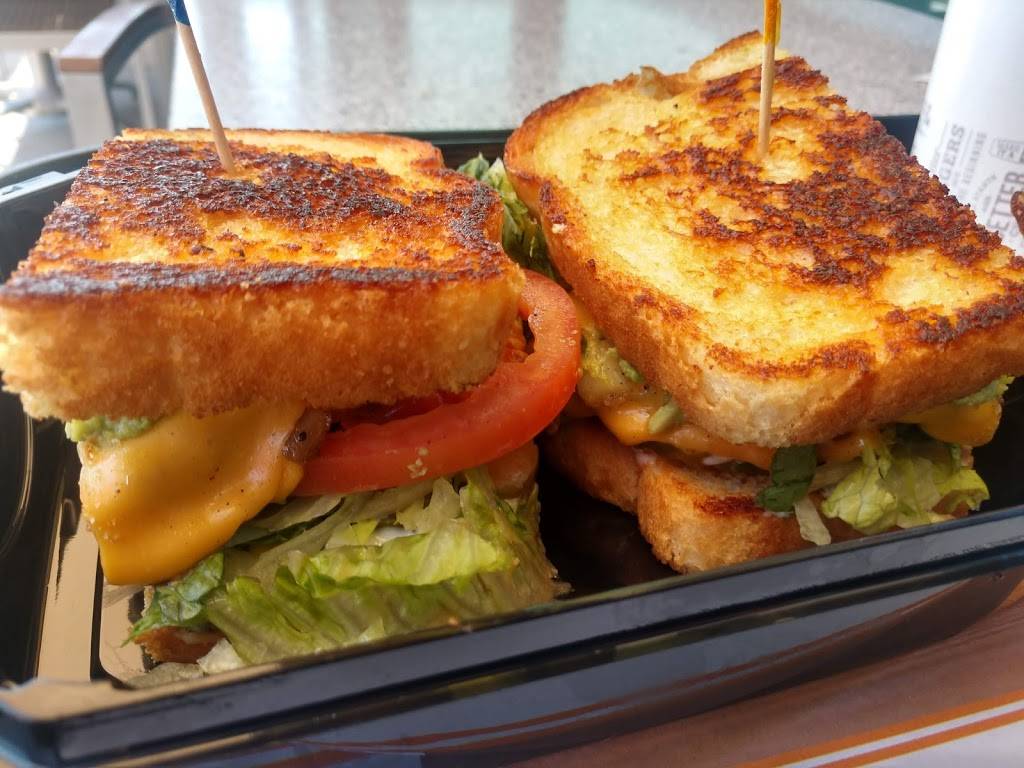 The Habit Burger Grill | restaurant | 4874 South Landing Way #110, Tucson, AZ 85714, USA | 5208895205 OR +1 520-889-5205