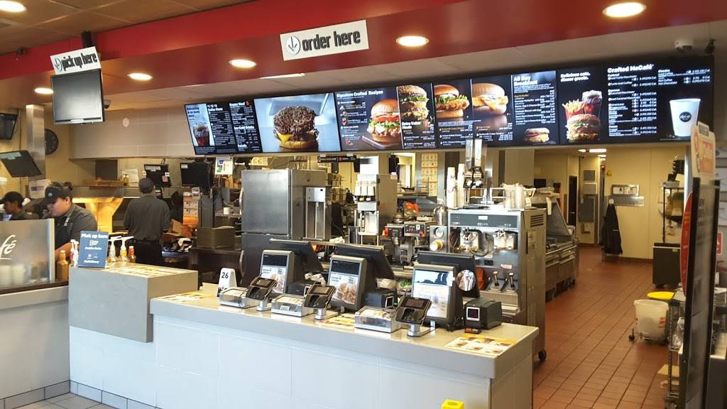 McDonalds | cafe | 3737 S Soto St, Vernon, CA 90058, USA | 3235852251 OR +1 323-585-2251