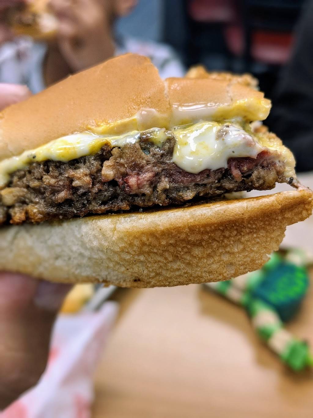 Fatburger | restaurant | 1025 N Vasco Rd, Livermore, CA 94551, USA | 9254556070 OR +1 925-455-6070