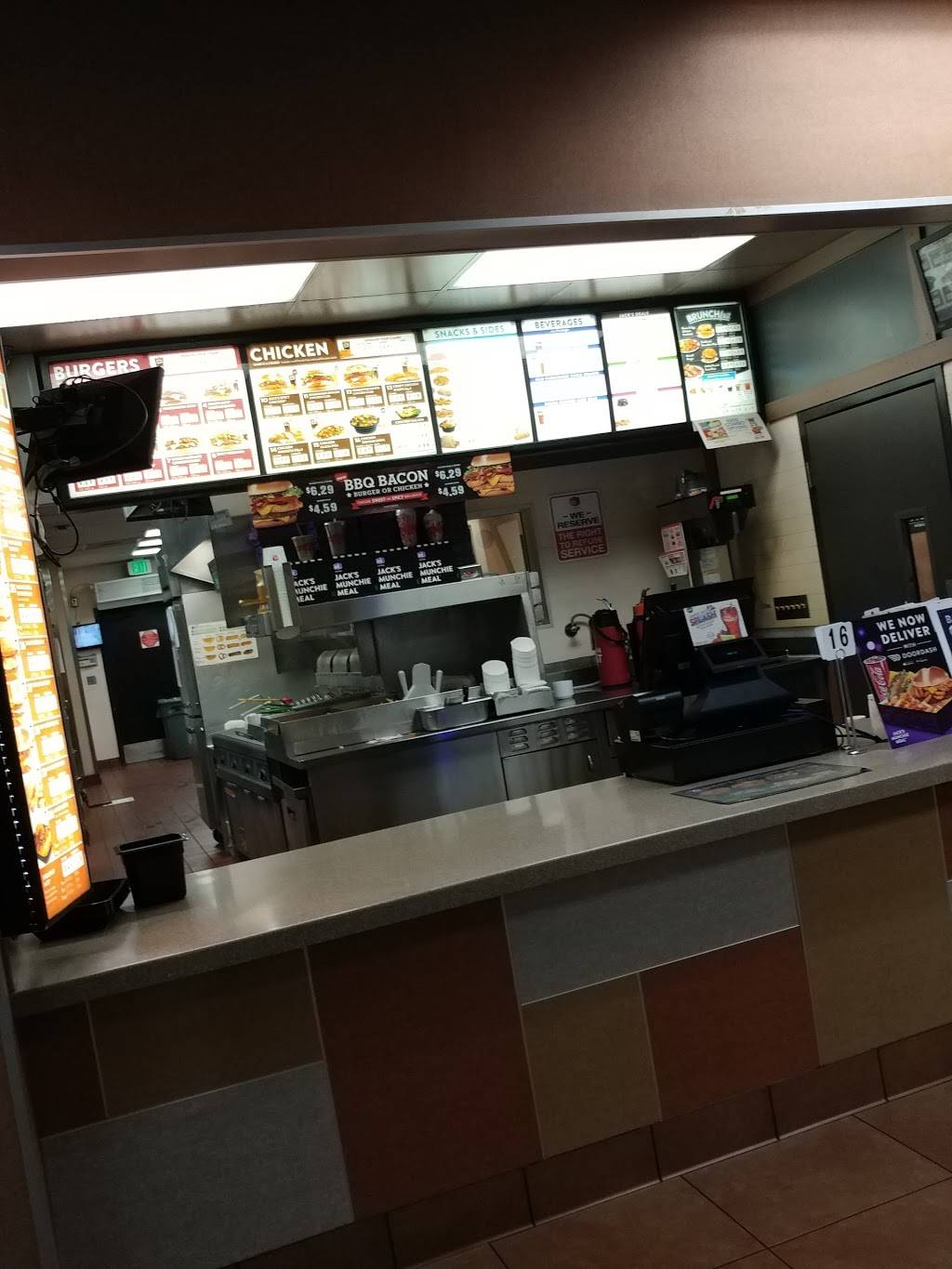 Jack in the Box | restaurant | 8134 Sierra Ave, Fontana, CA 92335, USA | 9094270109 OR +1 909-427-0109