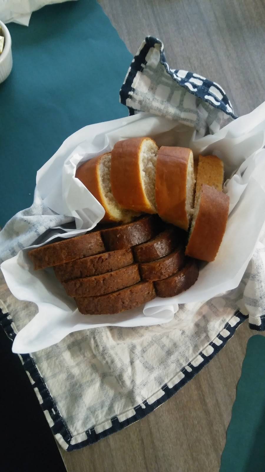 Hannahs Restaurant | restaurant | 1355 E Highland Ave, San Bernardino, CA 92404, USA | 9098832242 OR +1 909-883-2242