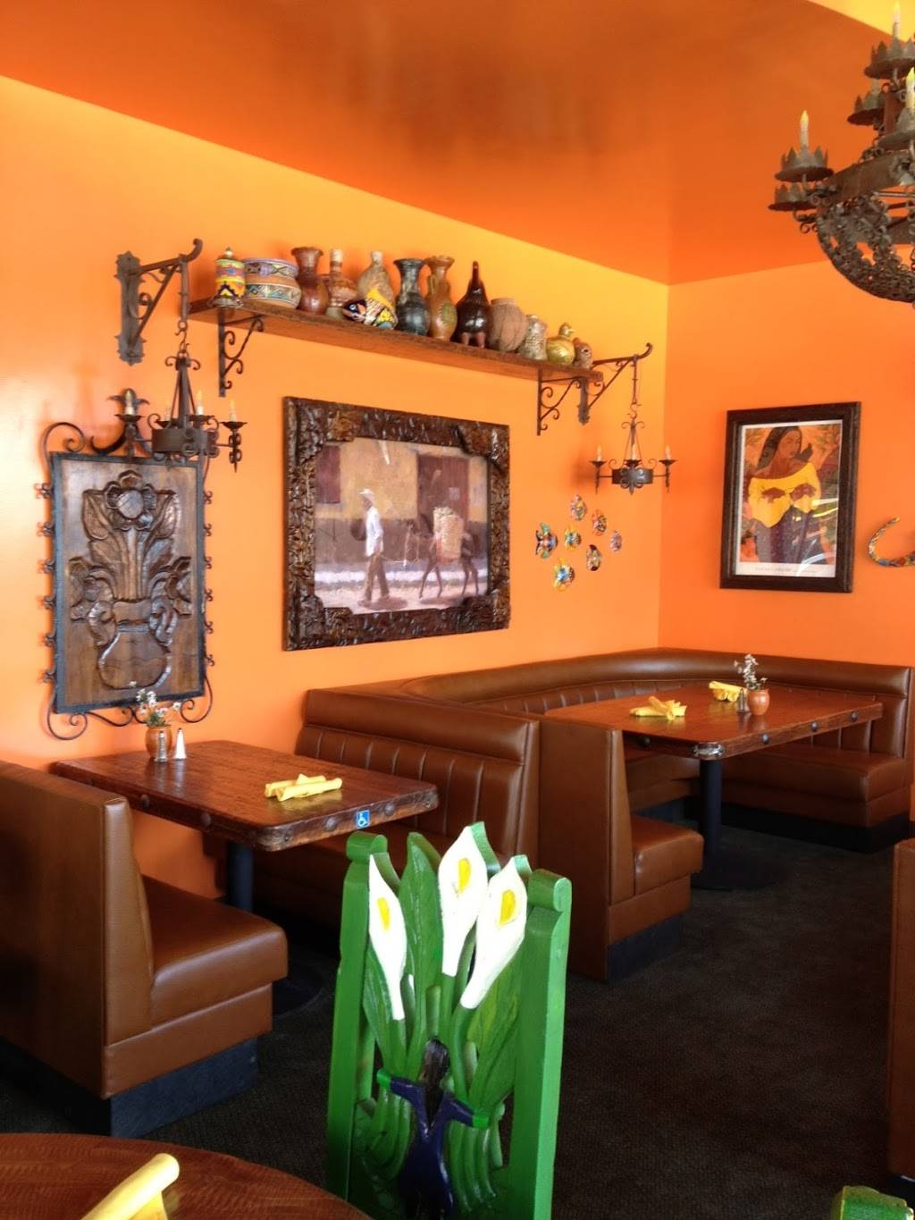 Marias Mexican Kitchen | restaurant | 163 W Ontario Ave #101, Corona, CA 92882, USA | 9515829101 OR +1 951-582-9101