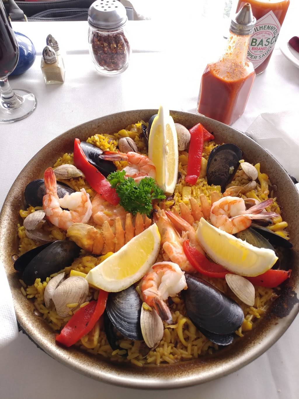 La Paella | restaurant | 476 S San Vicente Blvd, Los Angeles, CA 90048, USA | 3239510745 OR +1 323-951-0745