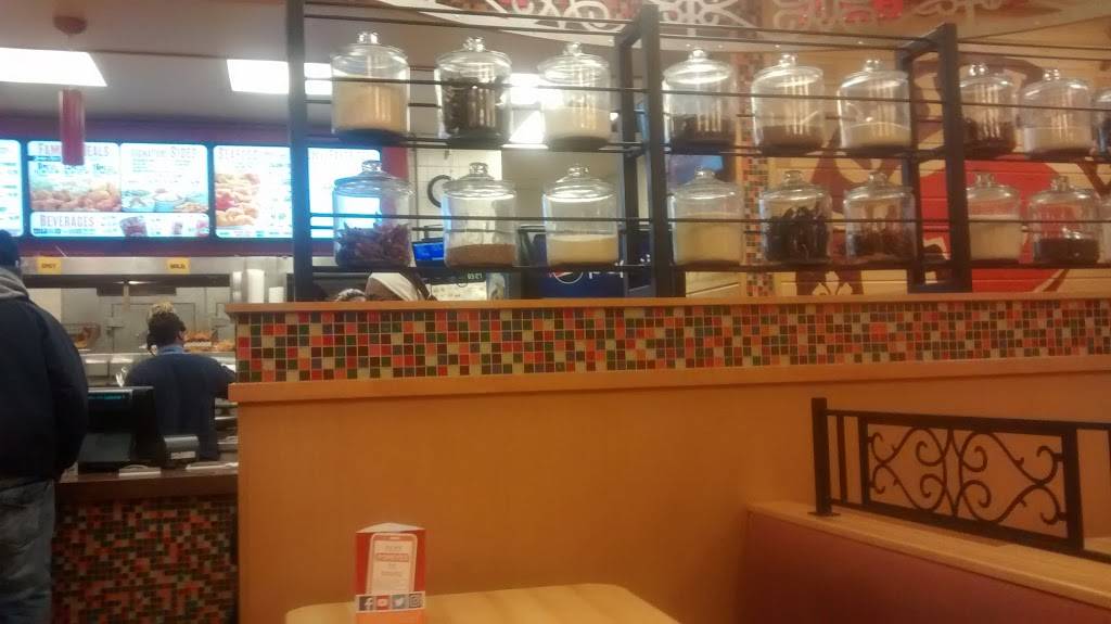 Popeyes Louisiana Kitchen | restaurant | 9854 Halls Ferry Road, St. Louis, MO 63136, USA | 3148699424 OR +1 314-869-9424