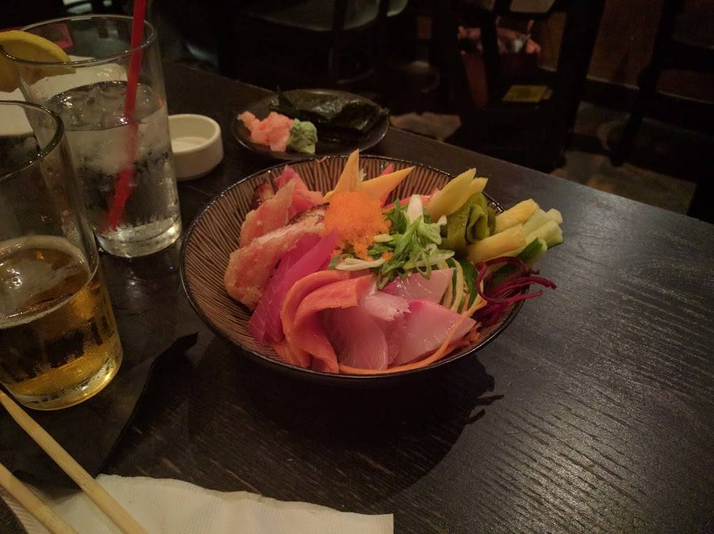 Aqua Reef | restaurant | 141 Roadrunner Pkwy #115, Las Cruces, NM 88011, USA | 5755227333 OR +1 575-522-7333