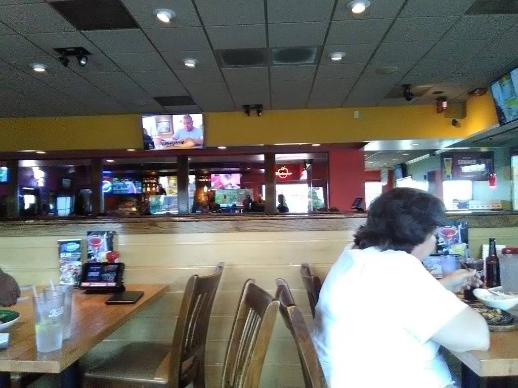 Applebees Grill + Bar | restaurant | 2021 U.S. 287 Frontage Rd, Mansfield, TX 76063, USA | 6825187456 OR +1 682-518-7456