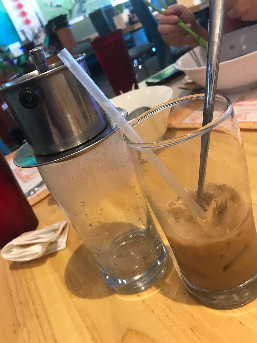 Pho A & J | restaurant | 4005 Manzanita Ave, Carmichael, CA 95608, USA | 9164898817 OR +1 916-489-8817