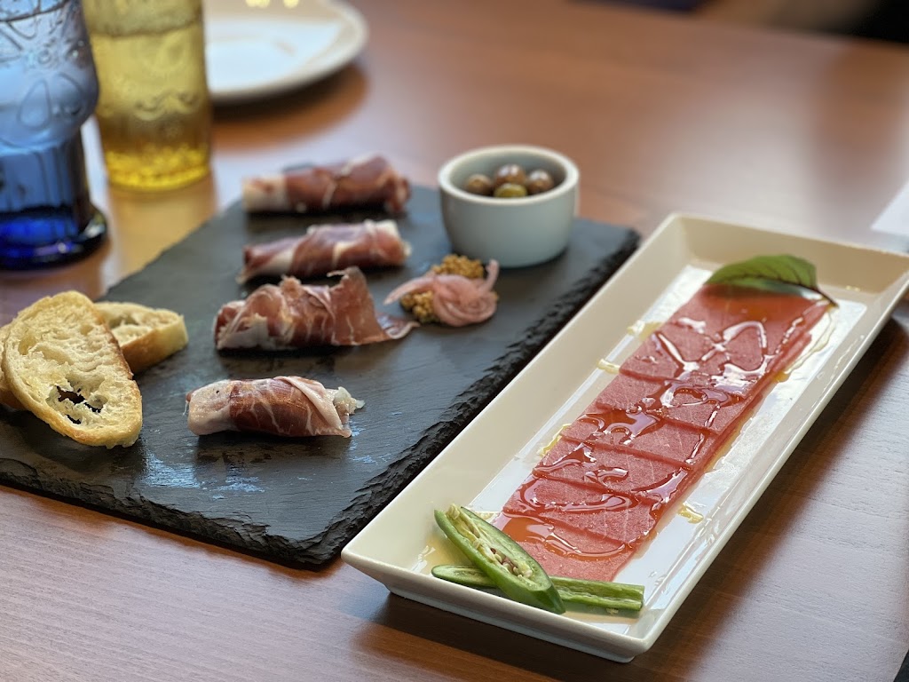 Amada Tapas & Wine | restaurant | 1413 Chestnut St, Chattanooga, TN 37402, USA | 4236543816 OR +1 423-654-3816