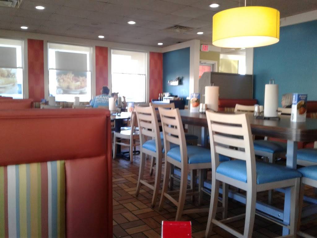 Captain Ds | restaurant | 318 Blanding Blvd, Orange Park, FL 32073, USA | 9042725000 OR +1 904-272-5000