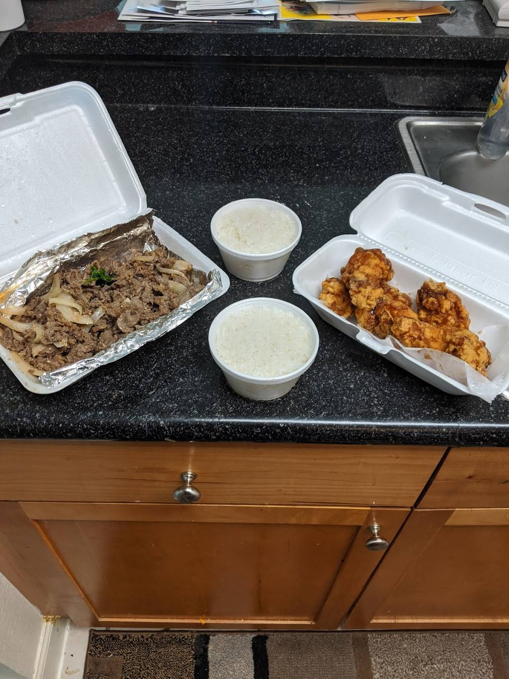 Krunch & Noodles | restaurant | 277 N Van Dorn St, Alexandria, VA 22304, USA | 7035660401 OR +1 703-566-0401