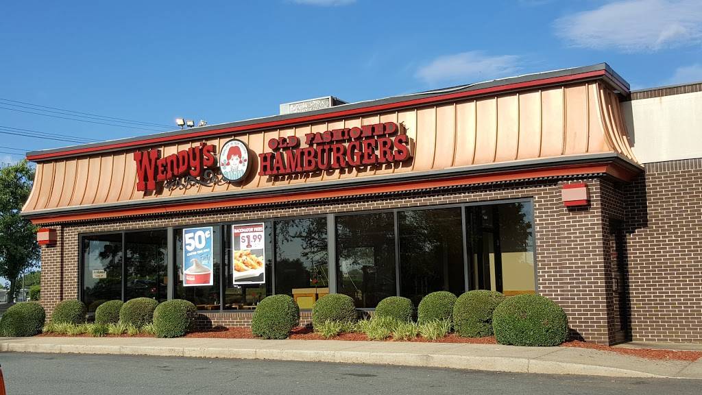 Wendys | restaurant | 5214 Sunset Rd, Charlotte, NC 28269, USA | 7045994535 OR +1 704-599-4535