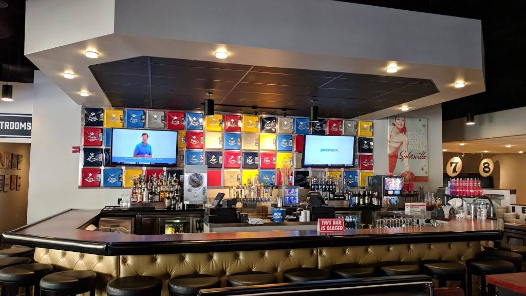 Red Robin Gourmet Burgers and Brews | restaurant | 201 Patriot Pl, Foxborough, MA 02035, USA | 5086980030 OR +1 508-698-0030