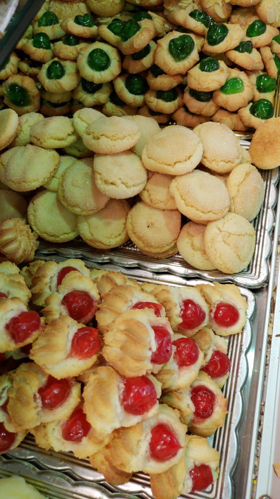 Pâtisserie Boulangerie Del Sole Anjou | bakery | 7750 Boul Henri-Bourassa E, Montréal, QC H1E 1P2, Canada | 5146483222 OR +1 514-648-3222