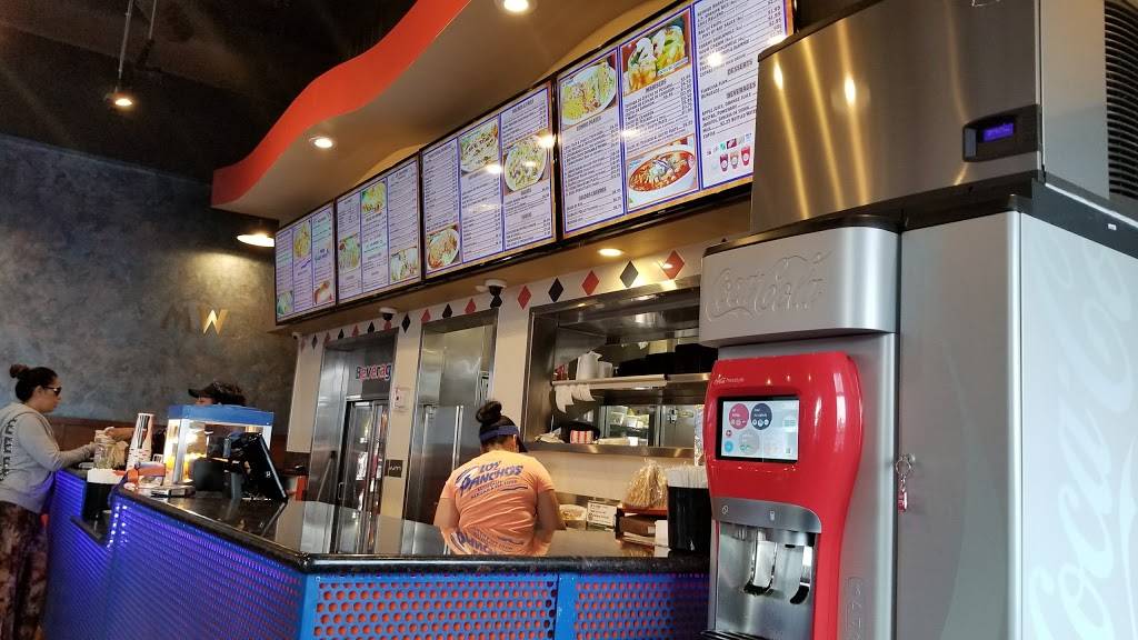 Los Panchos | restaurant | 2130 Birch Rd, Chula Vista, CA 91915, USA | 6192161611 OR +1 619-216-1611