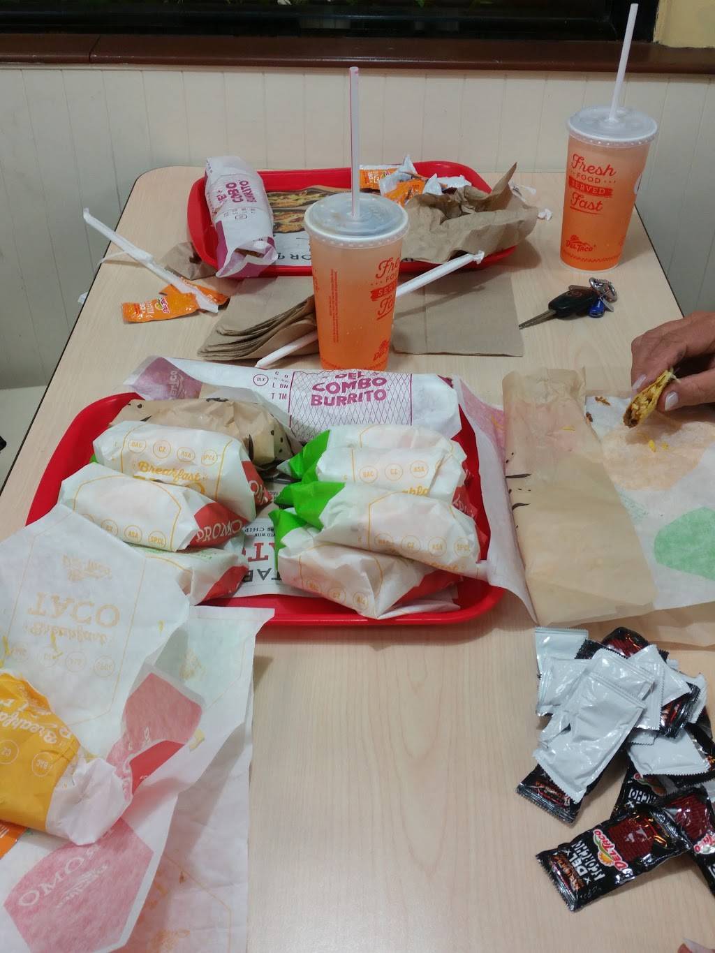 Del Taco | meal takeaway | 17295 Brookhurst St, Fountain Valley, CA 92708, USA | 7149683445 OR +1 714-968-3445