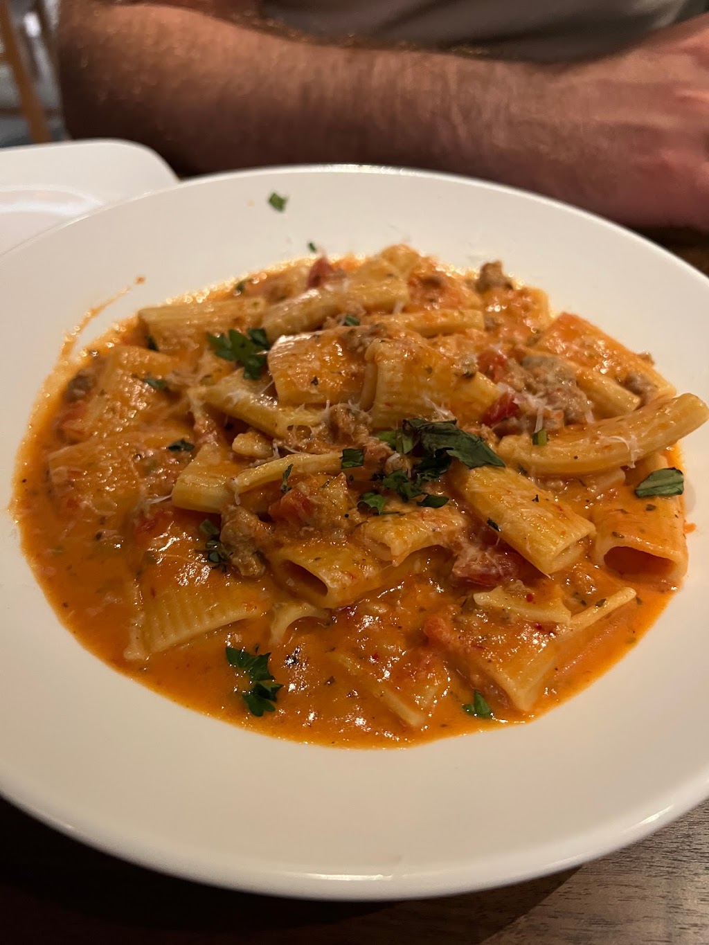 West End Kitchen & Bar | restaurant | 4135 Orchard Lake Rd, Orchard Lake Village, MI 48323, USA | 2489775086 OR +1 248-977-5086