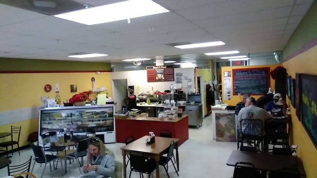 RJs Cafe / New England Seafood | restaurant | 17753 Toledo Blade Blvd, Port Charlotte, FL 33948, USA | 9412350005 OR +1 941-235-0005