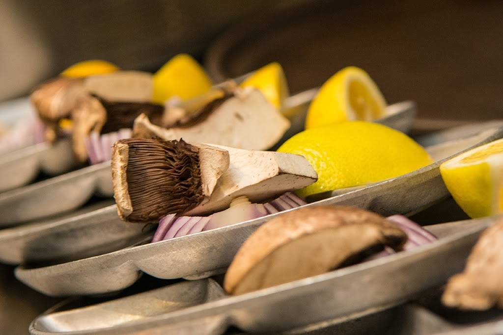 Mona Lisa Fondue Restaurant | restaurant | 733 Manitou Ave, Manitou Springs, CO 80829, USA | 7196850277 OR +1 719-685-0277