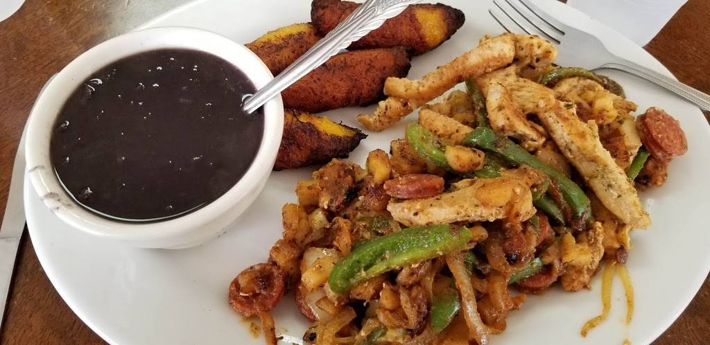 STADIUM CAFE | cafe | 3413 W Tampa Bay Blvd, Tampa, FL 33607, USA | 8138775482 OR +1 813-877-5482